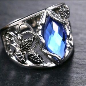 Silver & Blue Zircon Vine & Leaf style Ring